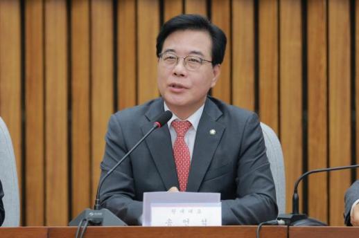 국힘 팩트시트 발표 오락가락…이재명 정부, 신뢰 잃고 있다