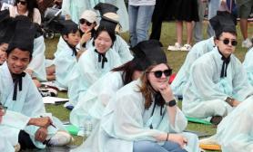 Foreign visitors surge 17.6 percent as S. Korea approaches post-COVID record in arrivals