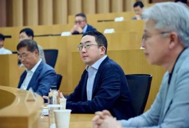 불확실성에 빨라진 재계 인사 시계··· 구광모, 실적 이끌 '포인트 인사' 단행하나  