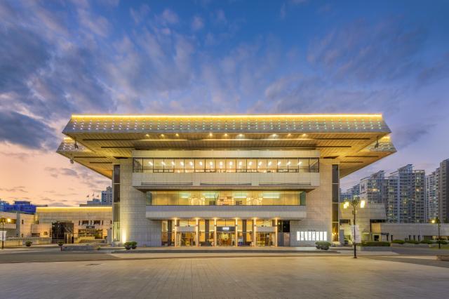 경기아트센터 대극장 전경 사진경기아트센터