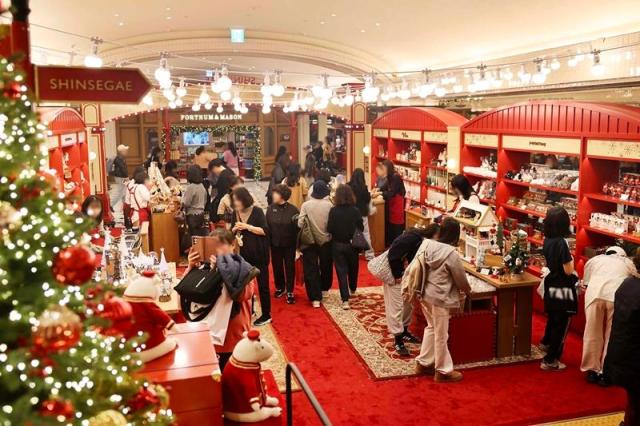 신세계백화점 크리스마스 마켓 신세계 원더랜드 전경 사진신세계백화점 