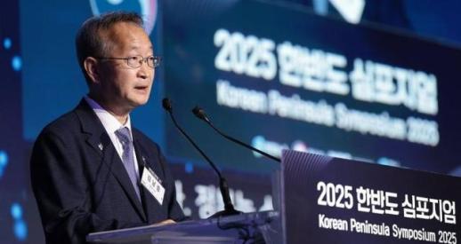 접경지역 찾은 통일차관 평화로운 일상 위해 정부 노력할 것