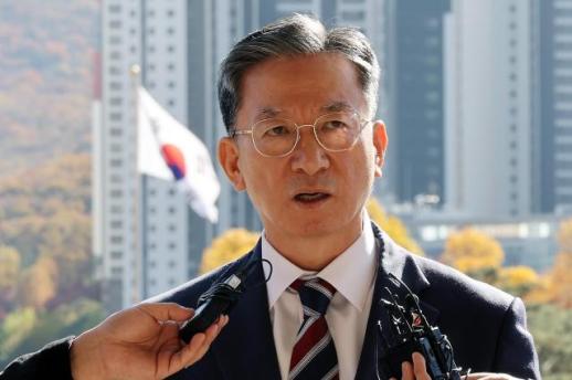 [포토] 대장동 항소 포기 관련 입장 밝히는 정성호 장관