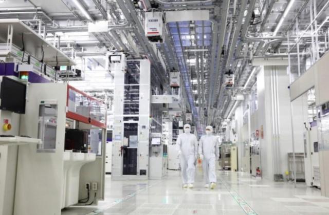 삼성전자 평택 P3라인 팹 내부 모습 사진삼성전자