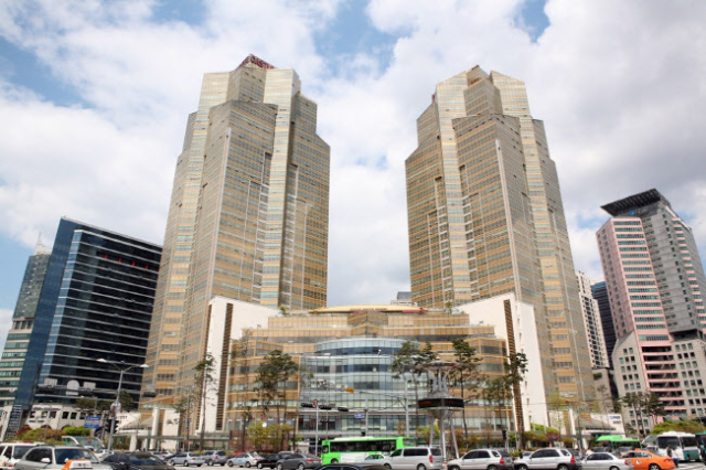 롯데칠성음료 서울 잠실 본사 전경 사진롯데칠성음료