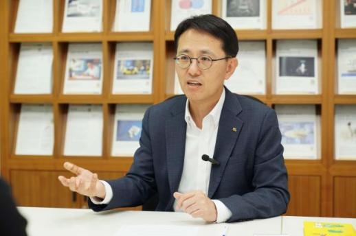 [머니人터뷰] 유승창 KB증권 ECM본부장 IPO 1등은 전사적 지원 덕…AI·우주항공·로봇 유망