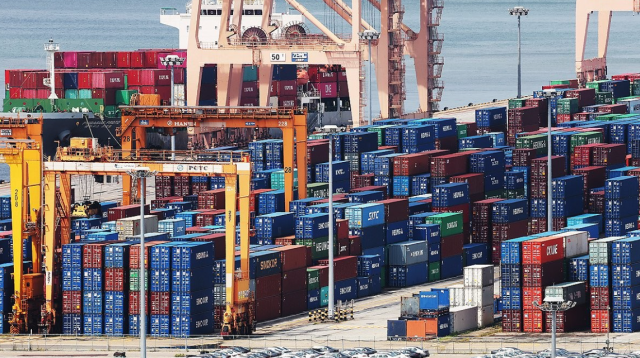 今月1～10日の韓国輸出6.4%↑…対中・対米輸出が11％台増加