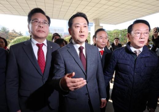 국민의힘, 대장동 항소 포기 정성호 사퇴 압박...대여 투쟁 전면전 