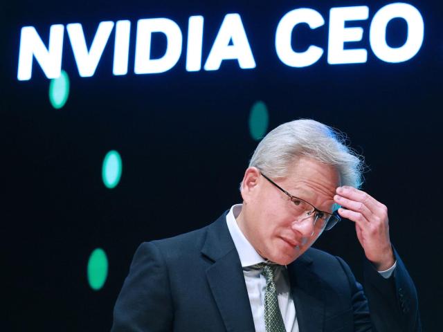 英伟达HBM4采用多供应商策略 韩国厂商掀起产能竞赛