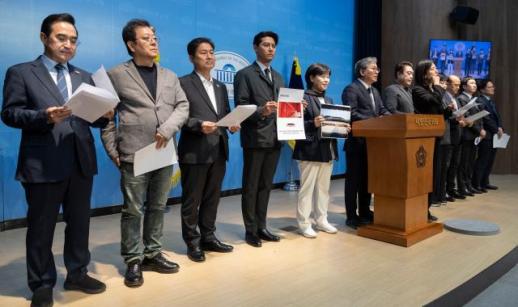 與 오세훈, 대권놀음 위해 종묘 제물로 바쳐