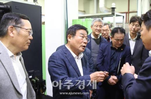 호남발전특위, 융합의료기기산업지원센터 찾아 의료산업 경쟁력 논의