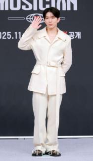 [포토] 포즈 취하는 기현 (베일드 뮤지션 제작발표회)