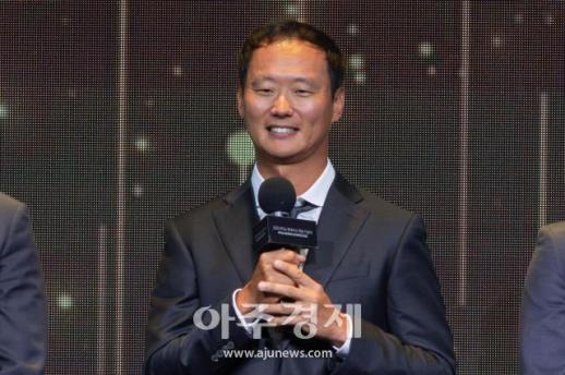 [포토] 소감 전하는 엄재웅 (2025 KPGA 대상 시상식)