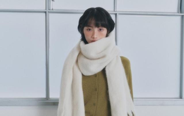 이랜드 미쏘 25FW 머플러 컬렉션 화보 컷 사진이랜드월드 