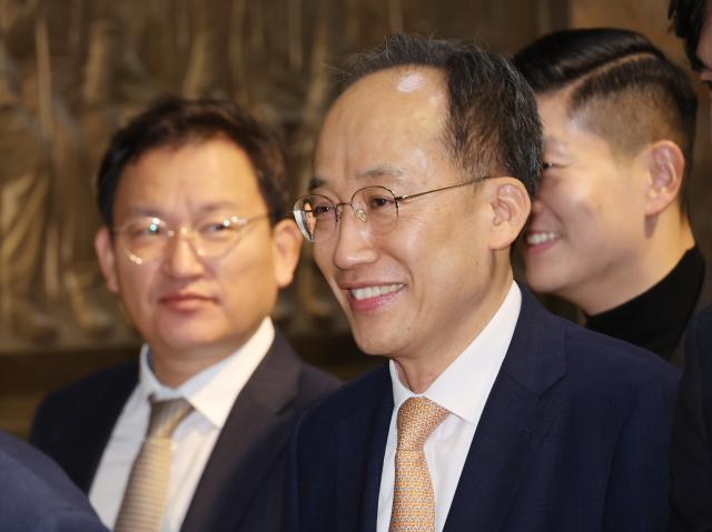 추경호 국민의힘 의원이 13일 서울 여의도 국회 본회의장으로 향하고 있다 사진연합뉴스