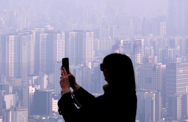 서울 남산에서 바라본 아파트 단지 사진연합뉴스