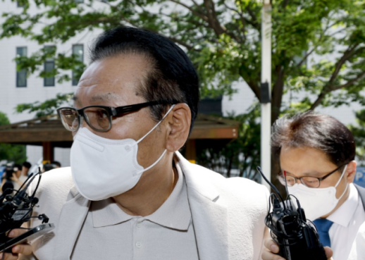 특검, 건진법사 측근 이씨에 징역 4년 구형…내달 8일 첫 선고