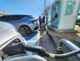 Registrations of electric vehicles surpass 200,000 in South Korea this year