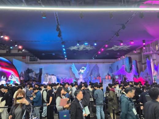 [2025 지스타] 아이온2에 4시간 대기… 체험 중심으로 돌아온 최대 게임 축제 