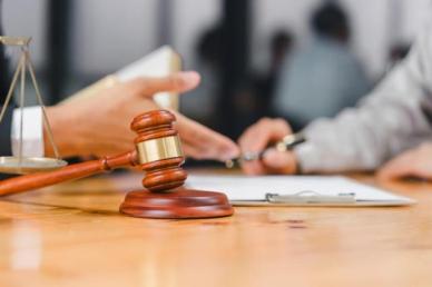 공정위, 여전사 불공정 약관 시정 추진...일방적 서비스 제한·해지 부당해