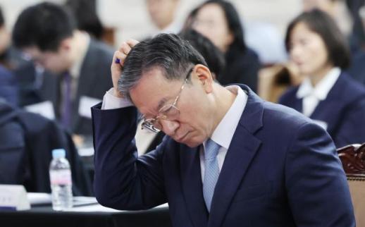 항명 후폭풍 법무부, 지검장 18명 평검사 강등 검토 논란