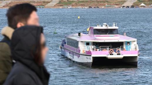 한강버스, 강바닥·이물질 걸림 총 15회 발생...연내 상류 운항 재개