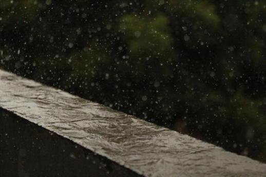 [NNA] 베트남 북부, 이슬비로 제습 가전 판매 급증