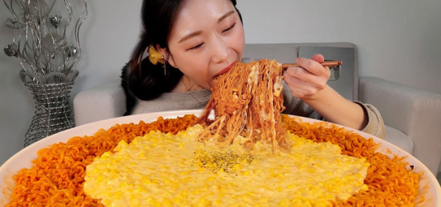 Buldak dominates global hot-sauce shelves and fuels top line for Korean ramen maker