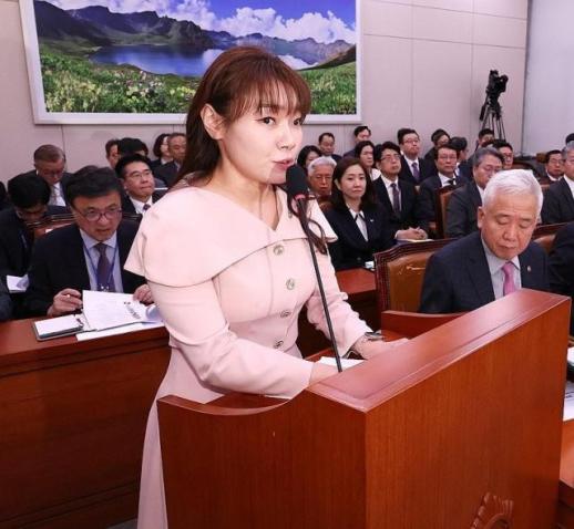 김예지 정치의 기본값은 혐오가 아닌 존중…허위사실에 대응할 것