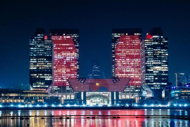 阿联酋国际金融中心披上"太极旗"