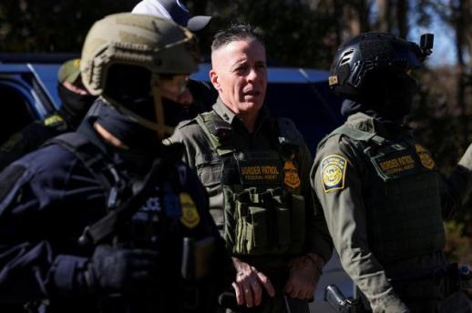 트럼프, 샬럿서 대규모 이민 단속…이틀 새 130명 체포