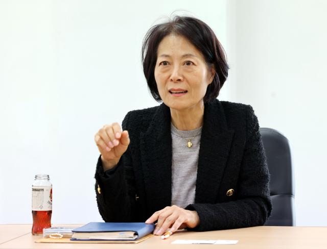Sookmyung Women’s University College of Pharmacy Dean Jeon Ra-ok speaks during an interview on Nov 13 2025 AJP Cho Bo-hee
