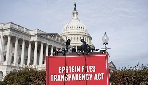 만장일치 통과된 엡스타인 법안...트럼프 서명만 남아