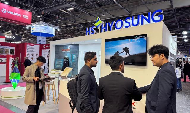 프랑스 파리에서 열리는 밀리폴 파리 2025의 HS효성첨단소재 부스 전경 사진HS효성첨단소재