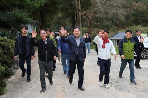 무안군, 물맞이골 숲 걷기 및 체험행사 성황리 마쳐