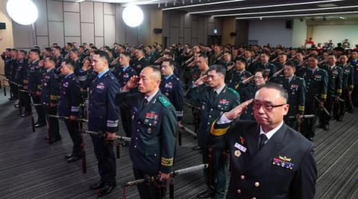 군, 준장 진급·진급예정자 89명에게 삼정검 수여