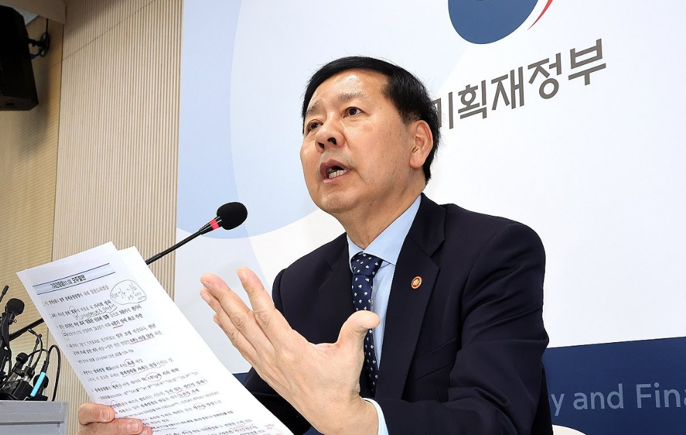 구윤철 부총리 달러 부족에 고환율…과한 불확실성 없게 협의