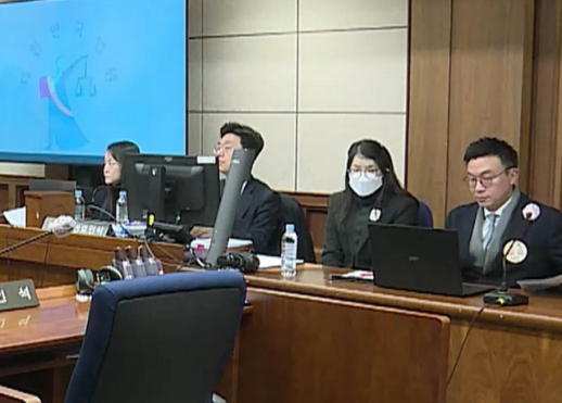 신안 해상서 267명 탄 여객선 좌초…목포로 승객 이송 중