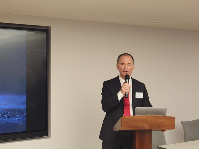 19일 열린 기자간담회에서 돈 아논 테라뷰 CEO가 기업 비전에 대해 설명하고 있다 사진류소현 기자