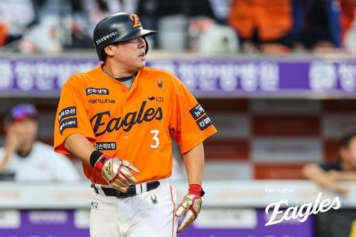 72억 FA 안치홍, 2차 드래프트로 키움 이적…이태양은 KIA행