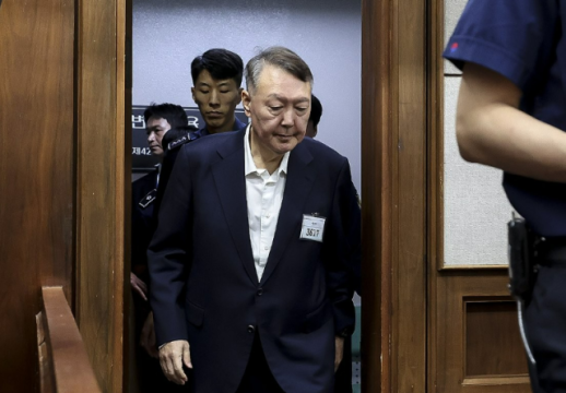 신안 해상서 267명 탄 여객선 좌초…목포로 승객 이송 중