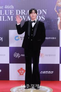 [포토] 청룡영화상 레드카펫 밟는 안효섭