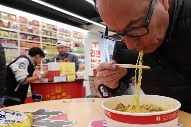 Kラーメン、10ヵ月ぶりに最大輸出を更新…昨年の過去最大の輸出額も2カ月前倒しで突破