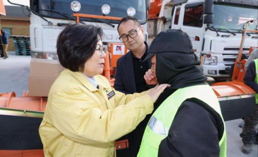 김보라 안성시장, 제설작업장 점검…겨울철 재난 대응에 만전 기할 것