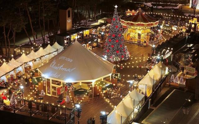 잠실 롯데타운 크리스마스 마켓 전경 사진롯데호텔앤리조트