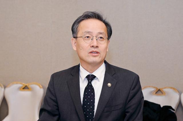 韓国政府「依然として青年雇用指標が不振…企業と政策課題を発掘」