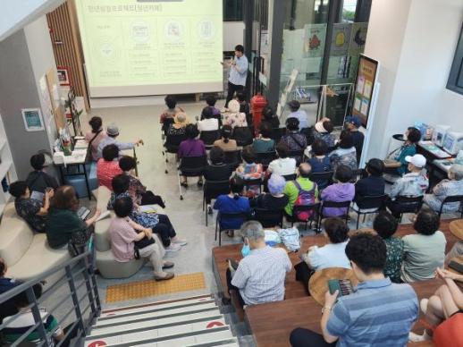 [속보] 경찰, 52명 이송 신월동 아파트 화재 관련 70대 남성 긴급 체포