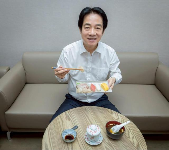 라이칭더 대만 총통이 일본산 수산물을 먹는 모습 사진라이칭더 총통 페이스북 캡처