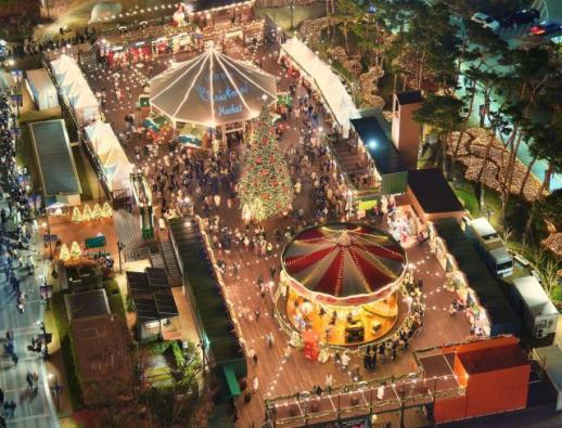 화려한 성탄 옷 입은 백화점들…연말 인증샷 성지 경쟁 치열