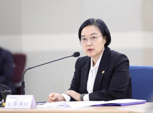 [K-글로벌혁신대상] 한성숙 중기부장관 K중기, AI 활용 적극 지원